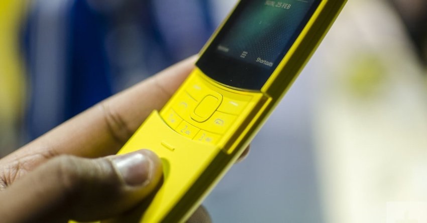 Если вы хотите вернуться в былые времена, Nokia 8110 4G - это то, что вам нужно