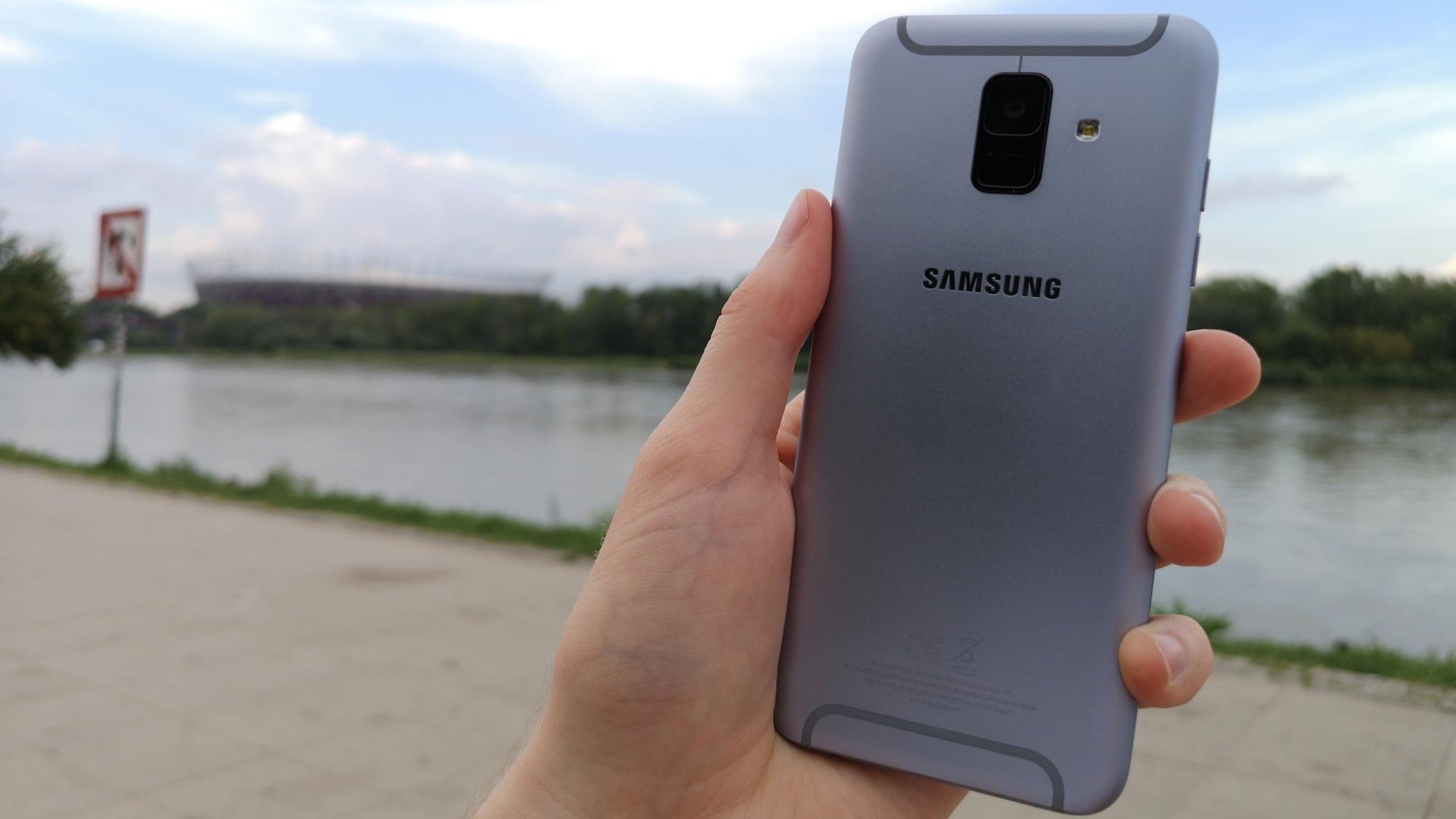 Начальные тесты   Samsung Galaxy A6   Я не совсем убедился в этом смартфоне
